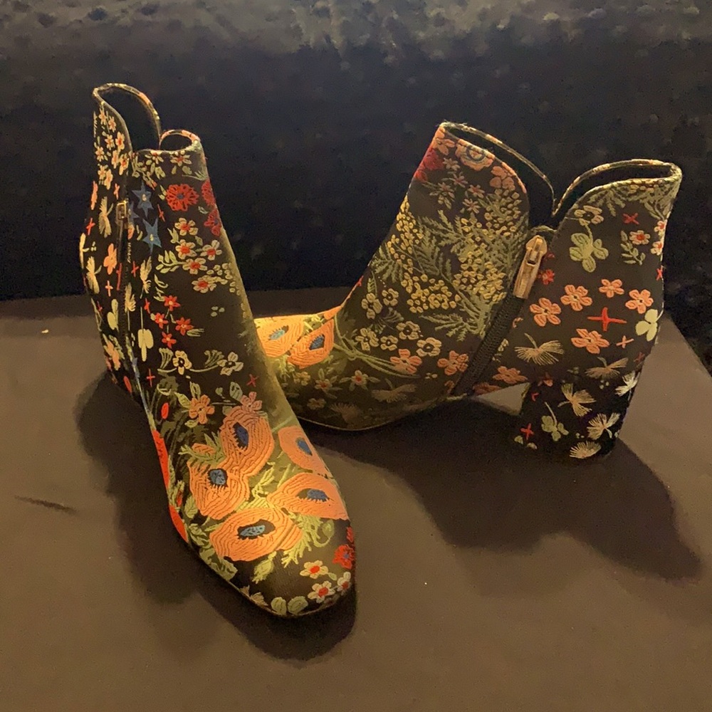 Vince Camuto black floral ankle boots